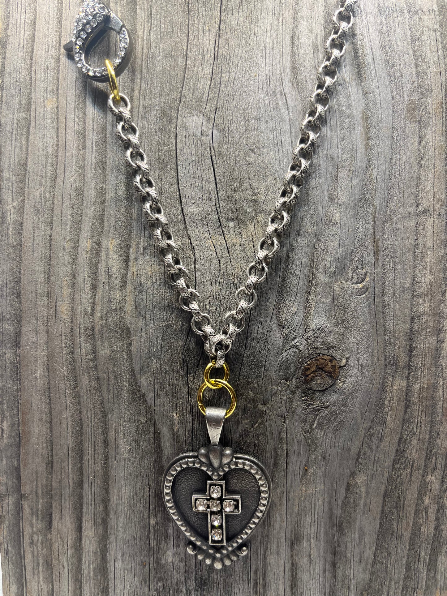 Heart cross
