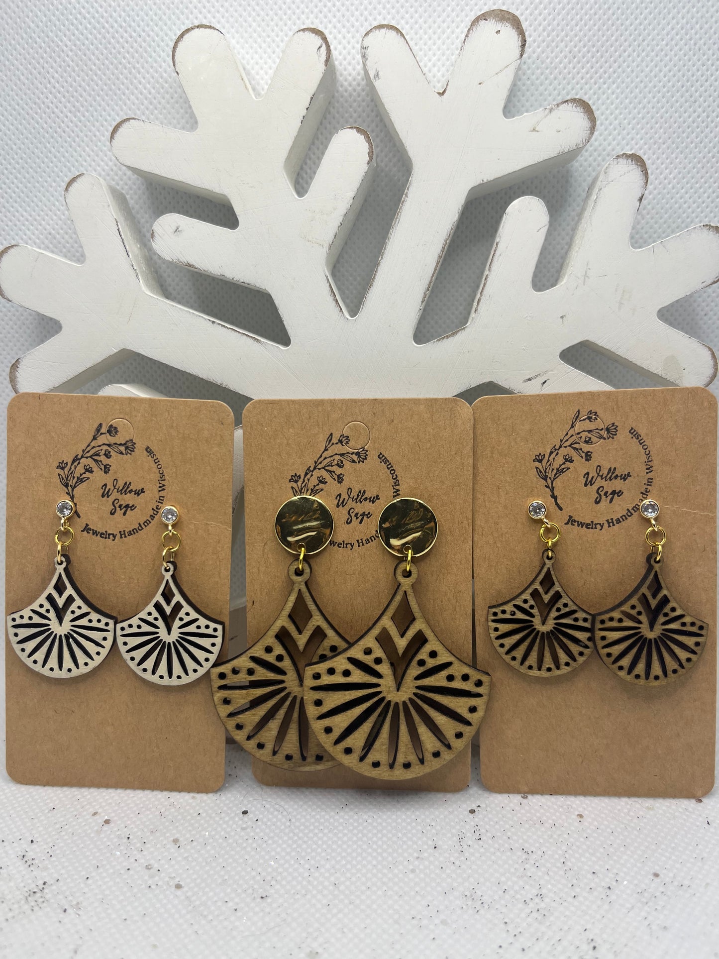 Sunburst and dot dangle