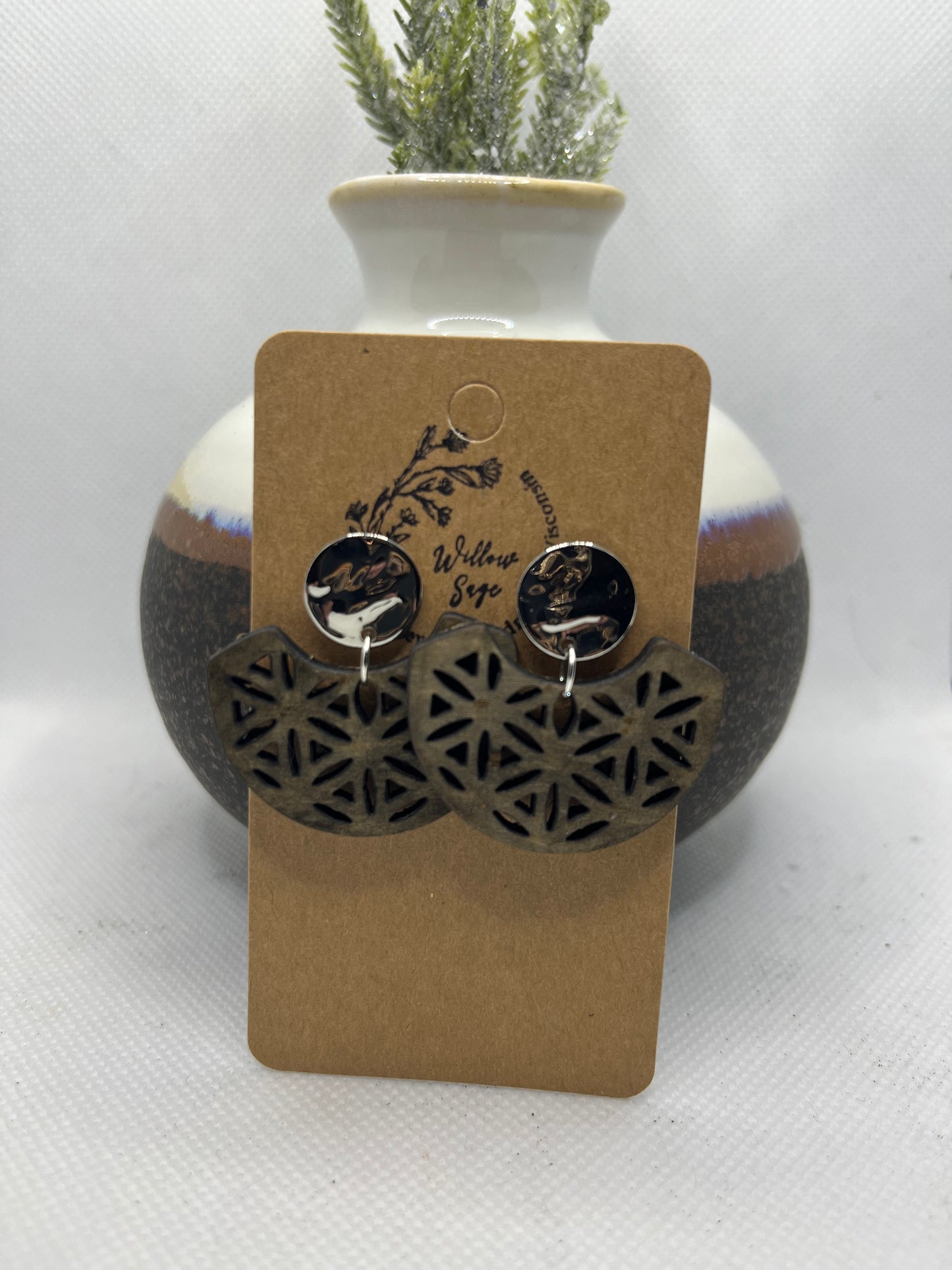 Geometric brown earring