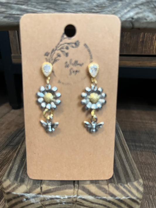 Sunflower bee earring